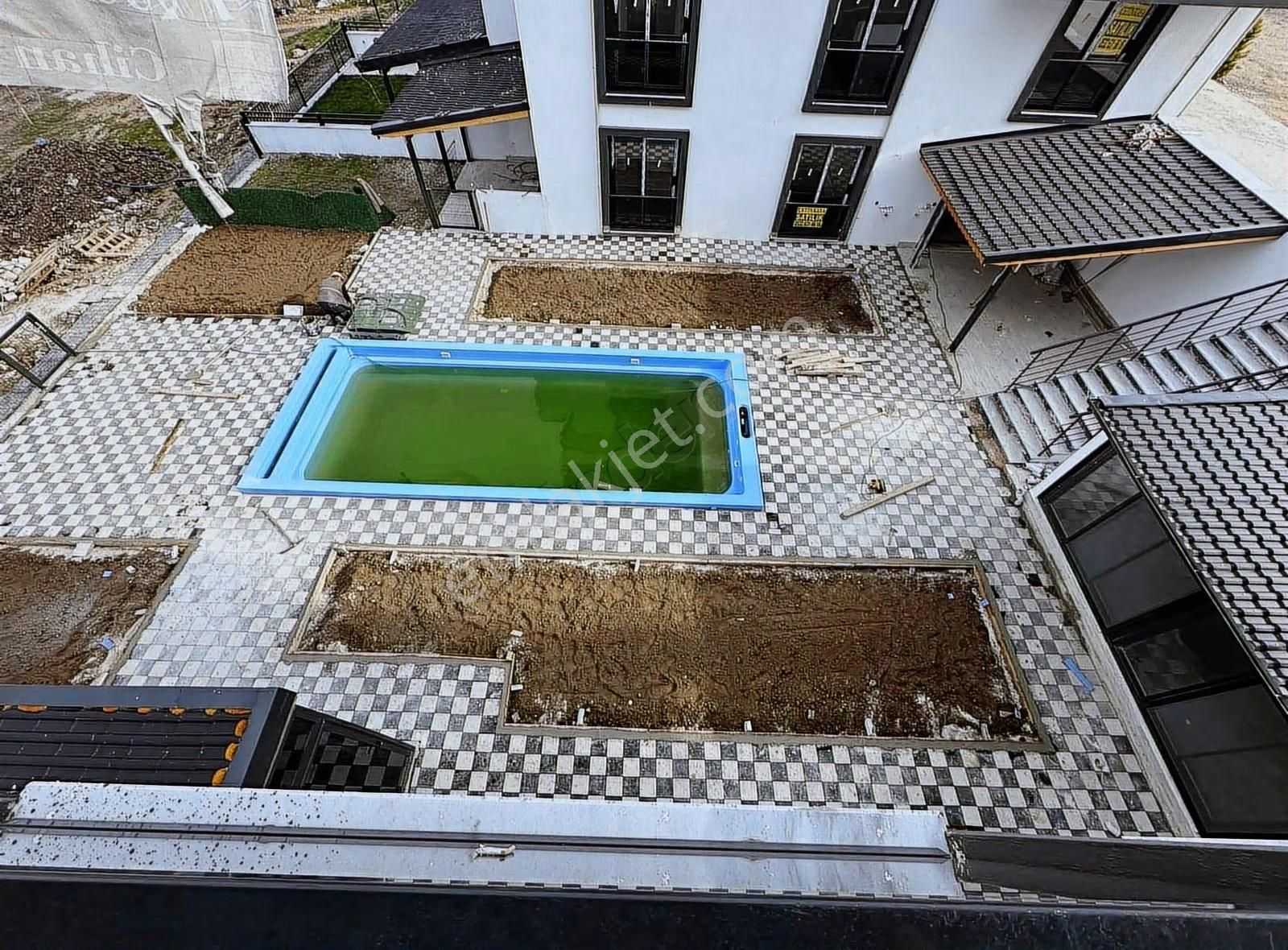 Gazipaşada Havuzlu Deniz Gören Site İçerisinde Manzaralı Dubleks - Görsel 8