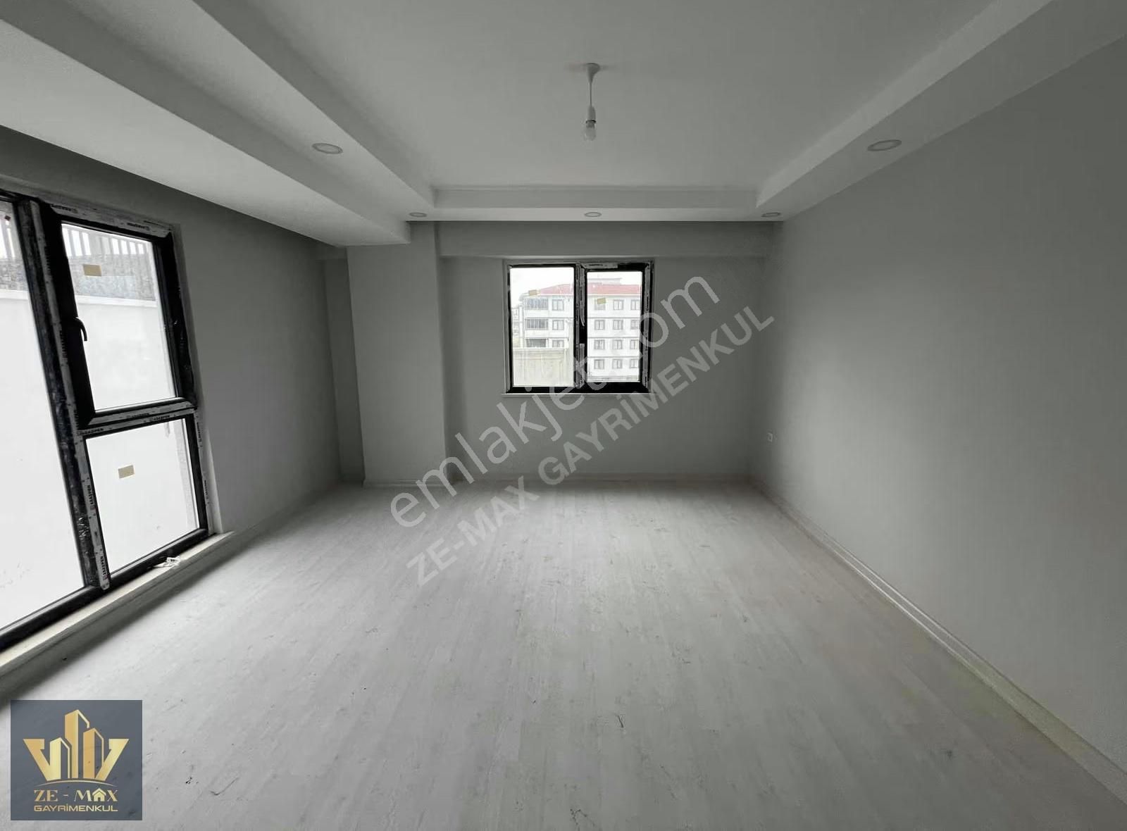 Ze/max^tan İstasyon Mah. Site İçerisinde Satılık 2+1 Daire