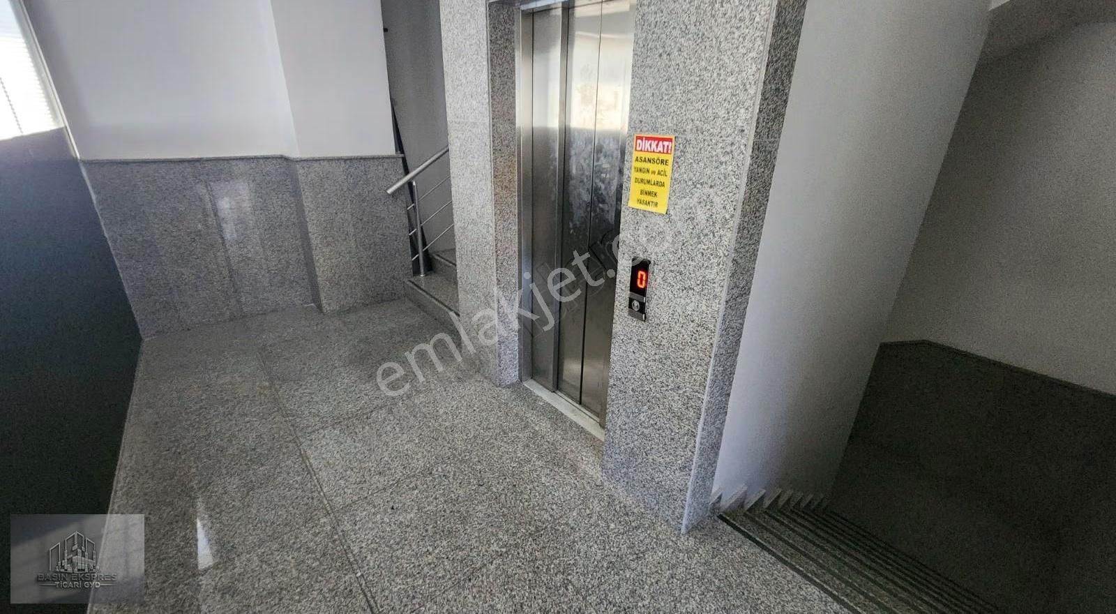 Sulyapıdan Mahmutbey De Plaza Katı 450 M2 Eticarete Showromuygun - Görsel 15