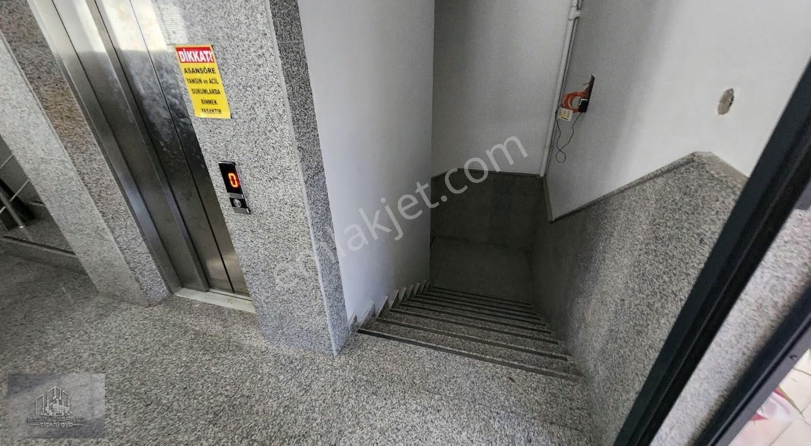 Sulyapıdan Mahmutbey De Plaza Katı 450 M2 Eticarete Showromuygun - Görsel 9