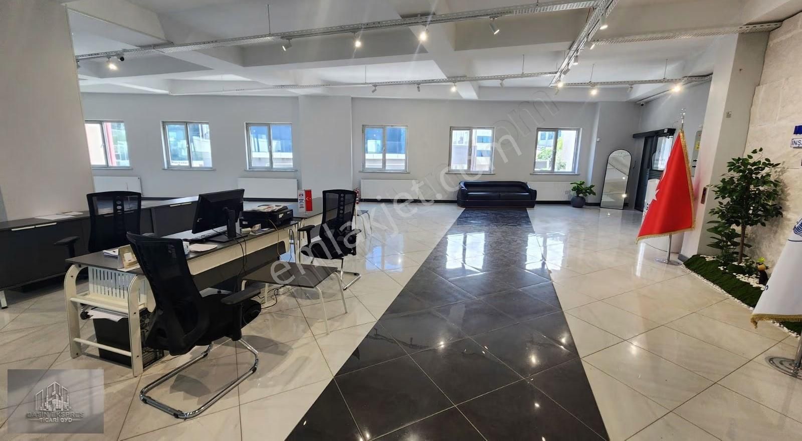 Sulyapıdan Mahmutbey De Plaza Katı 450 M2 Eticarete Showromuygun - Görsel 13