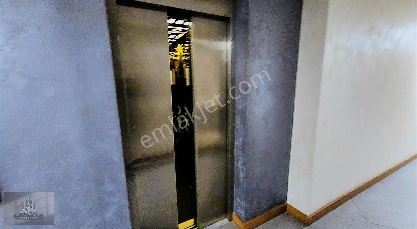 Sulyapıdan Site İçi 2+1 Özel Kış Bahçeli [motto İstanbul] - Görsel 25