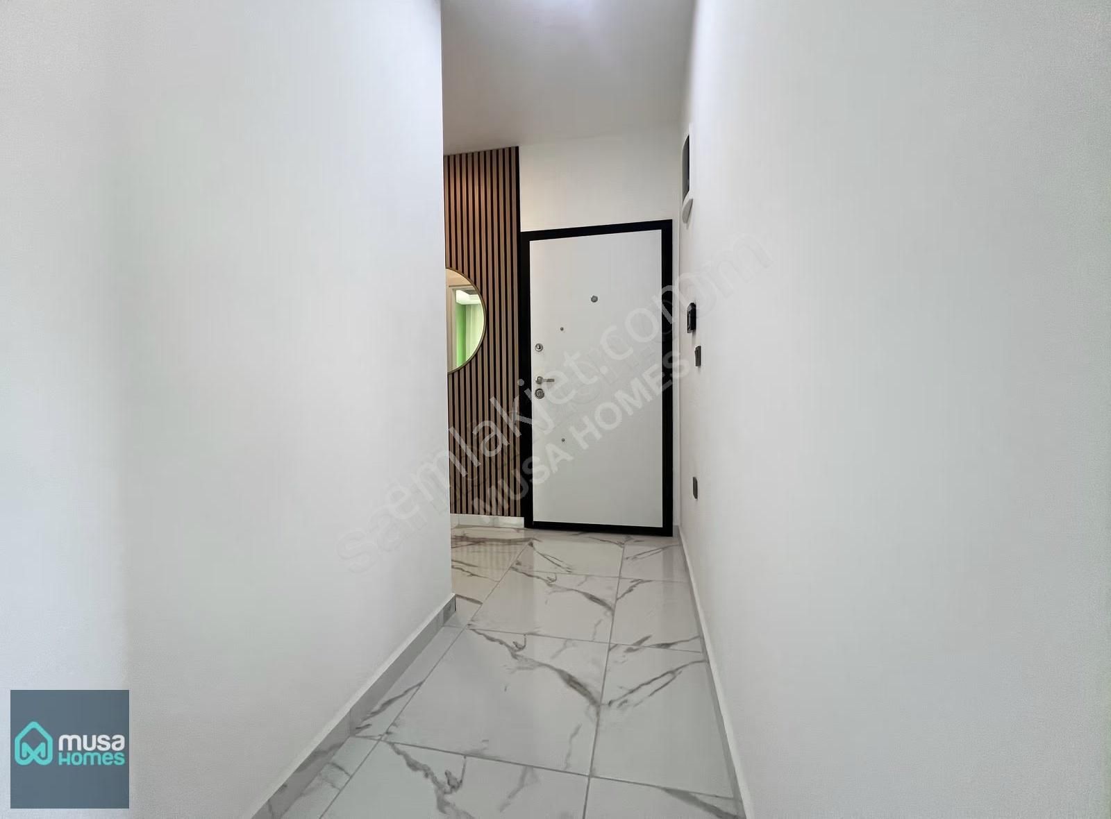 Alanya Mahmutlarda Merkezi Konumda Denize 600 M Full Eşyalı 1+1 - Görsel 7