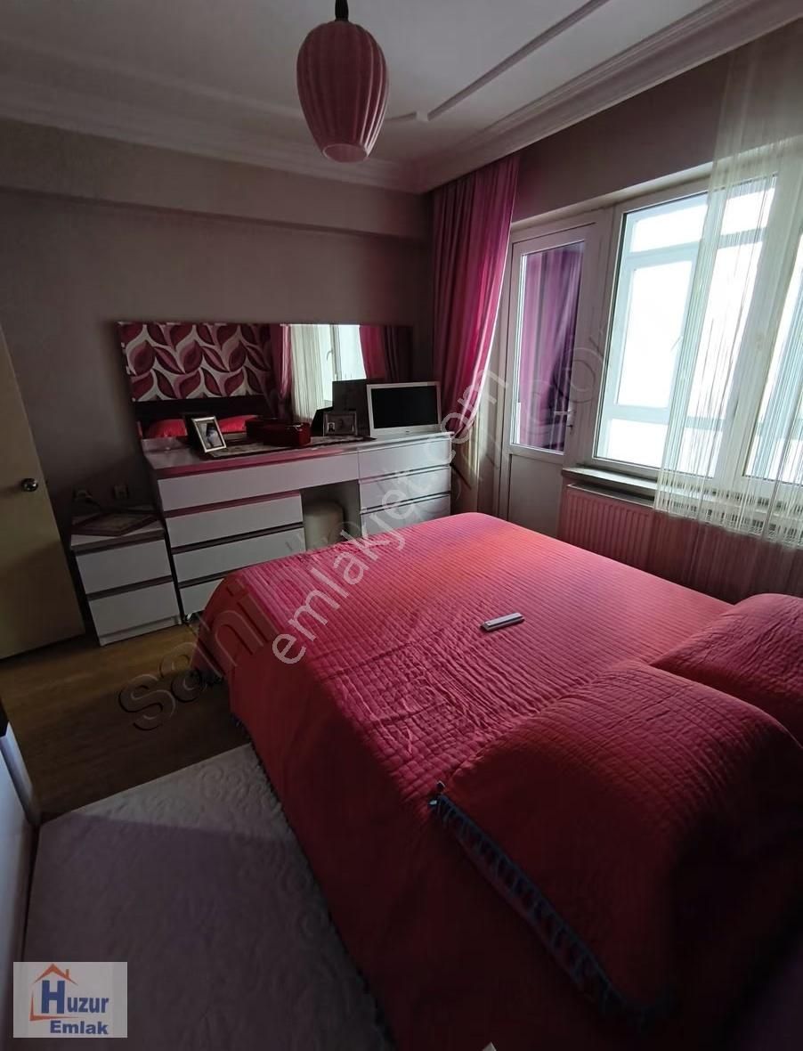 Güvenevler Mah.muhteşem Lokasyanda İçi Yapılı 3+1 Satılık Daire - Görsel 35