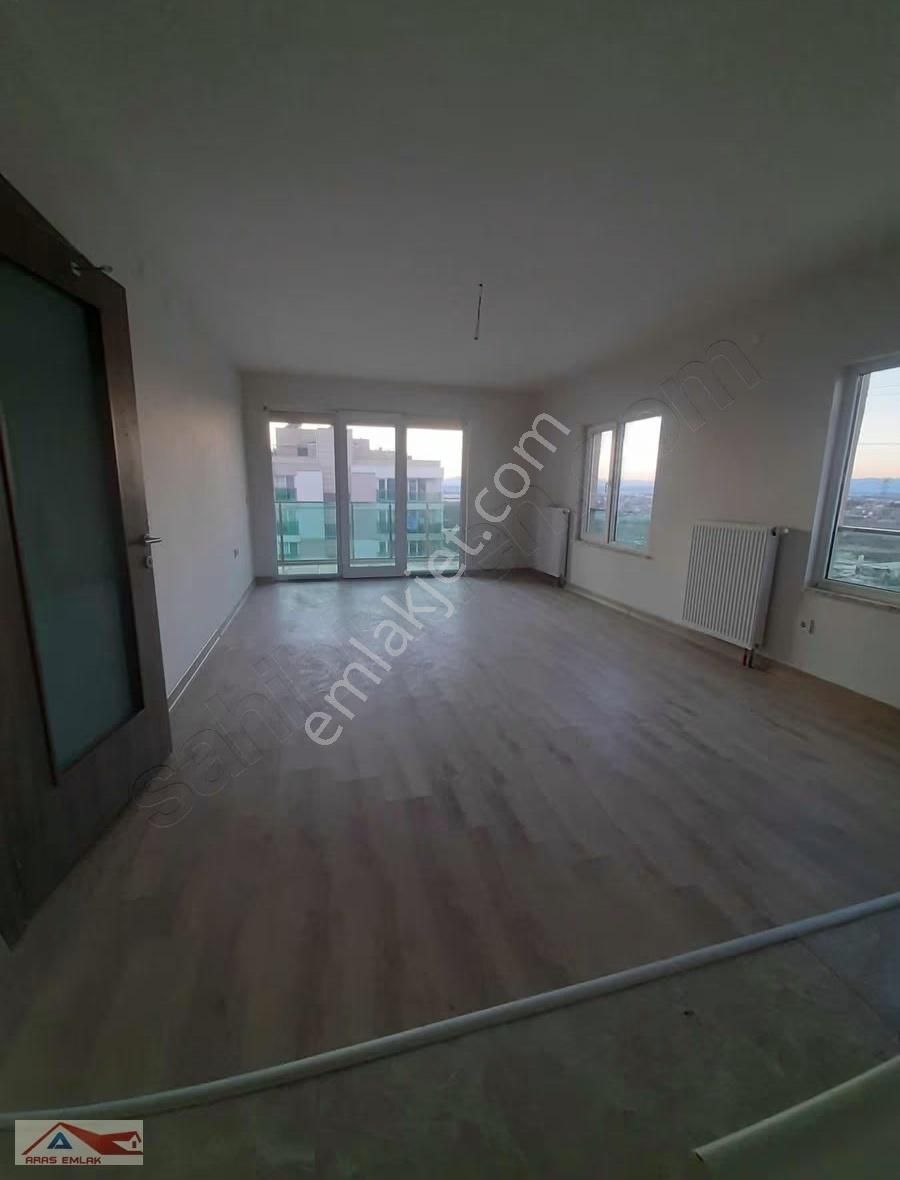 Tokide Site İçi Köşe Başında 2+1 Boyası Yapılacak Ara Kat Ferah - Görsel 7