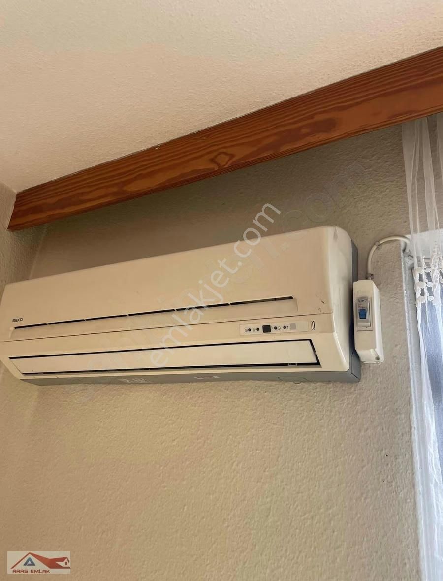 Çarşının Ortasında Katta Asansörlü Ferah Merkezde Daire