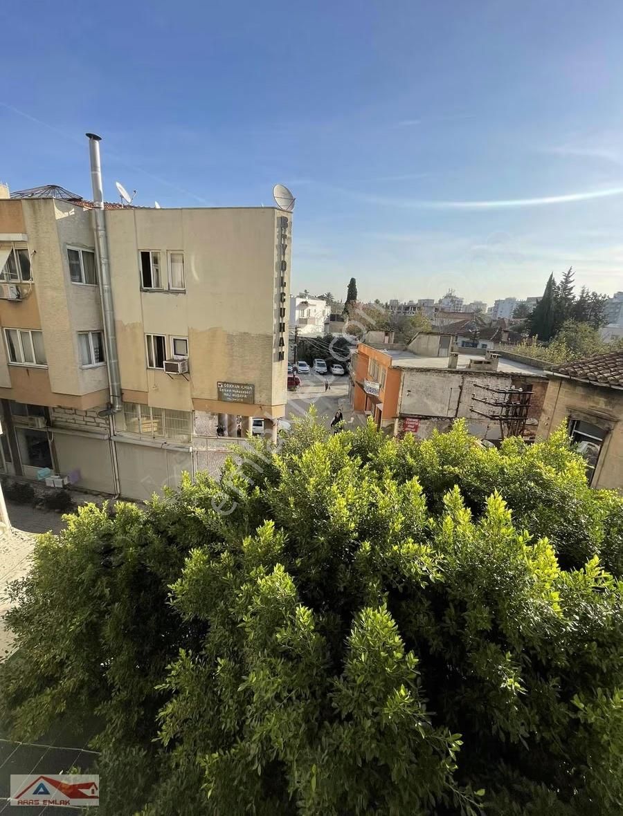 Çarşının Ortasında Katta Asansörlü Ferah Merkezde Daire - Görsel 11