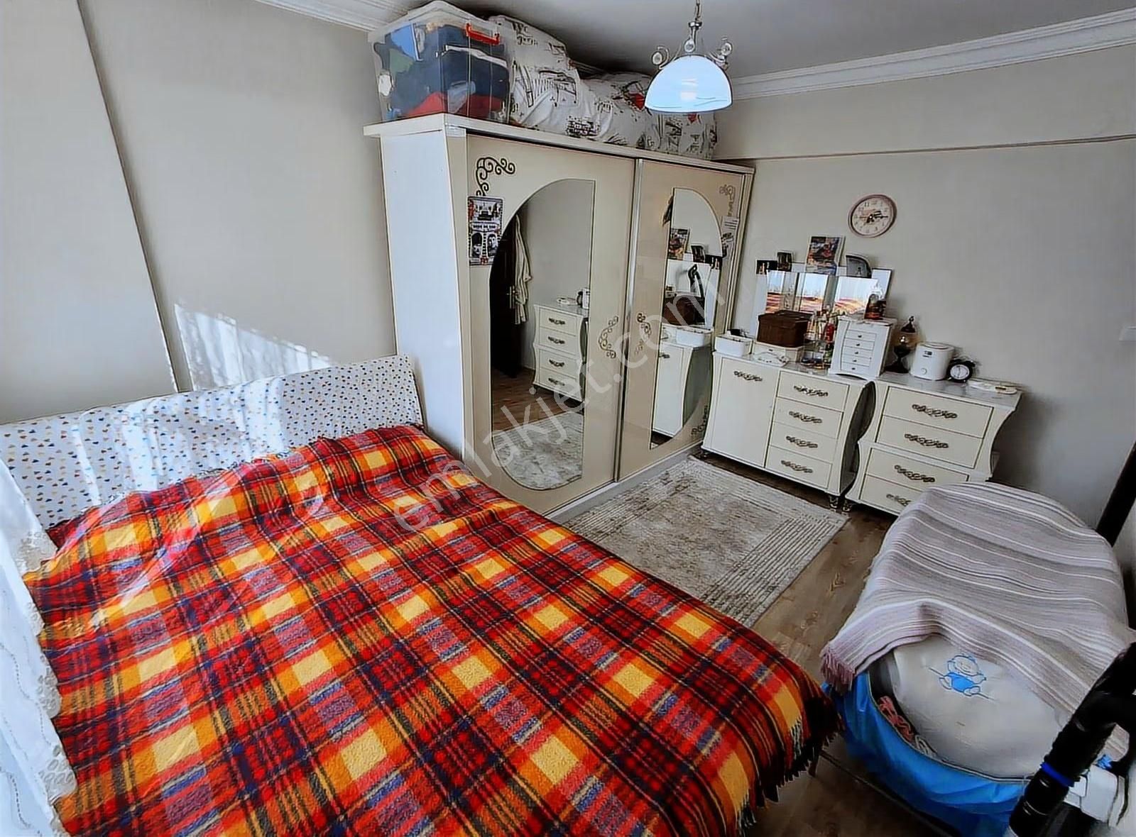 Esentepe Satılık 3+1 Daire Ana Cadde Yatırım Oturum Fırsatı - Görsel 13