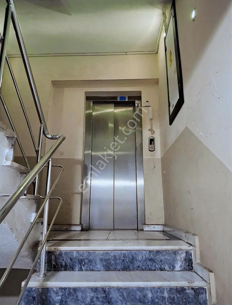 Esentepe Satılık 3+1 Daire Ana Cadde Yatırım Oturum Fırsatı - Görsel 18