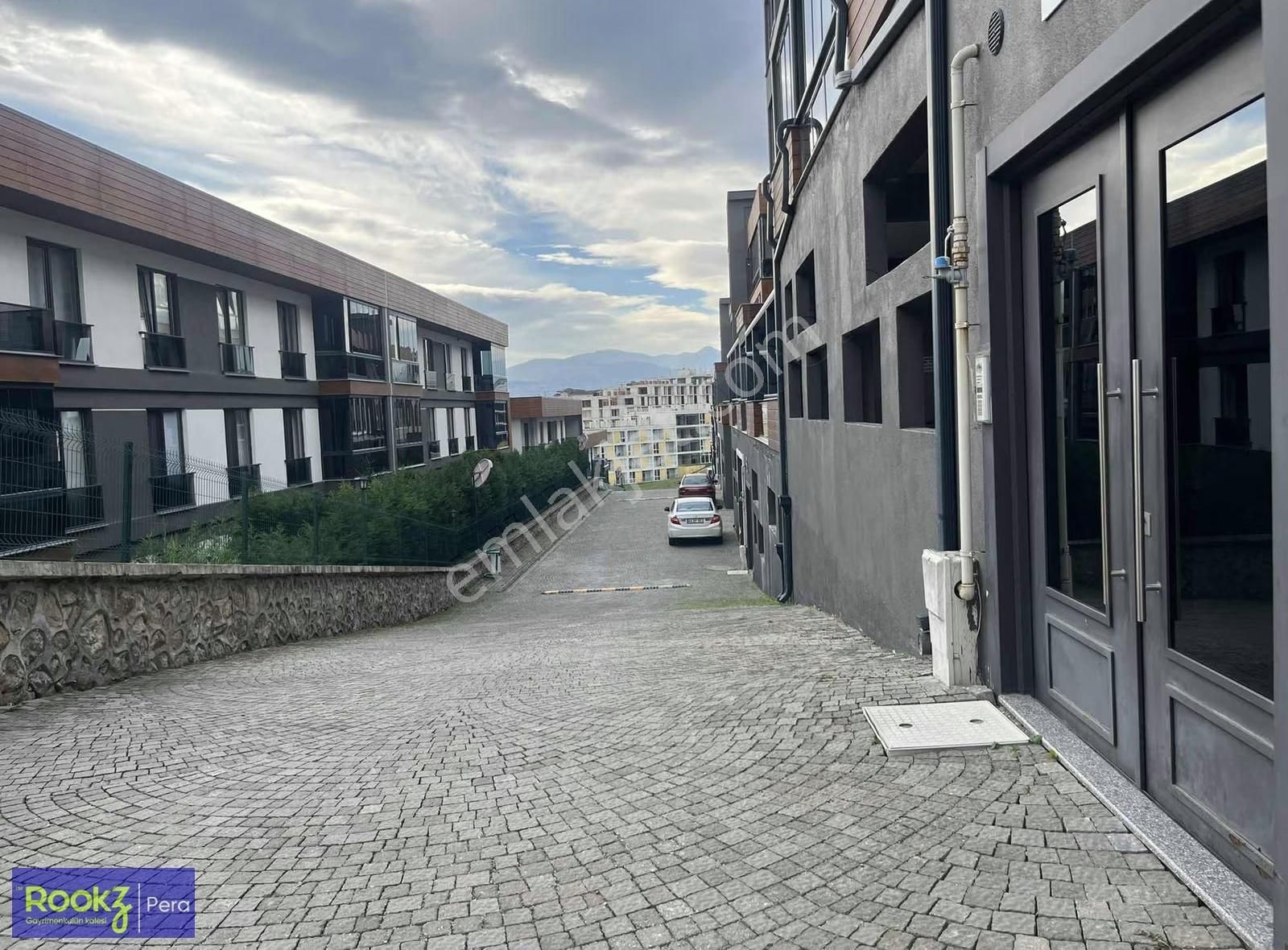 Güvenlikli Site İçi Kapalı Otoparklı Satılık Lüks 3+1 Köşe Daire - Görsel 6