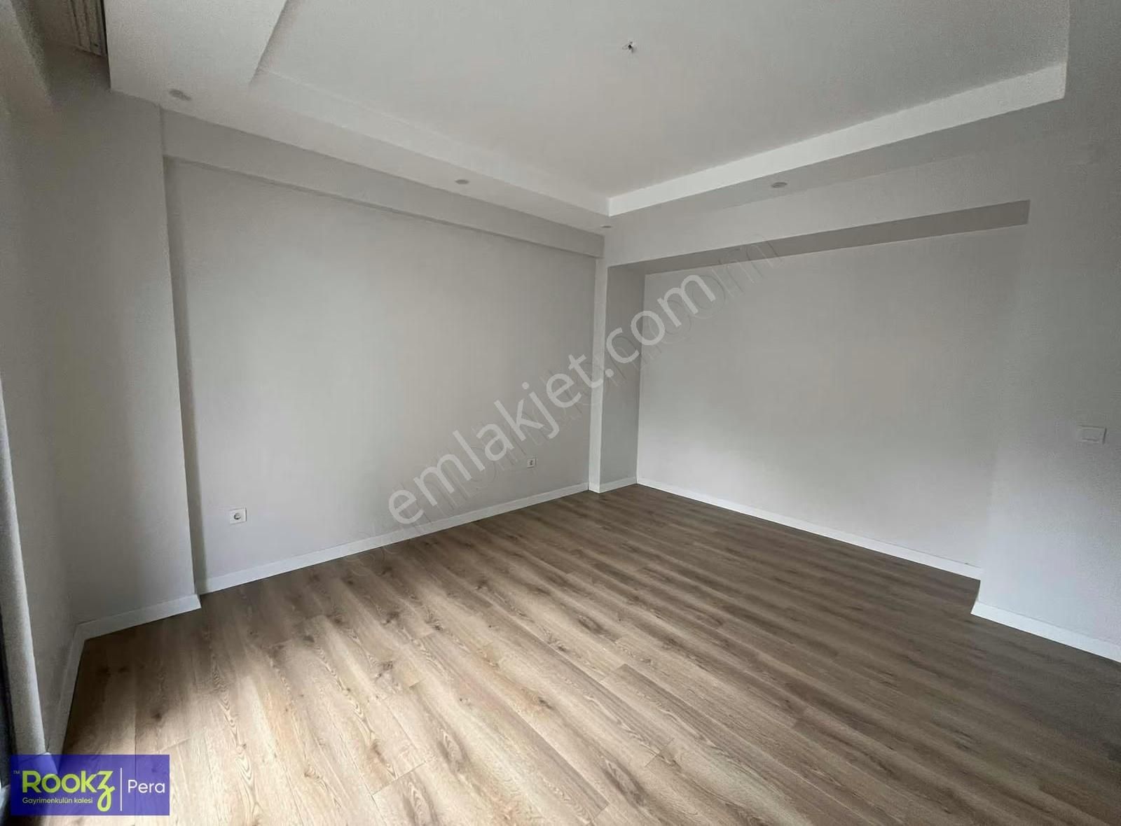 Güvenlikli Site İçi Kapalı Otoparklı Satılık Lüks 3+1 Köşe Daire - Görsel 10
