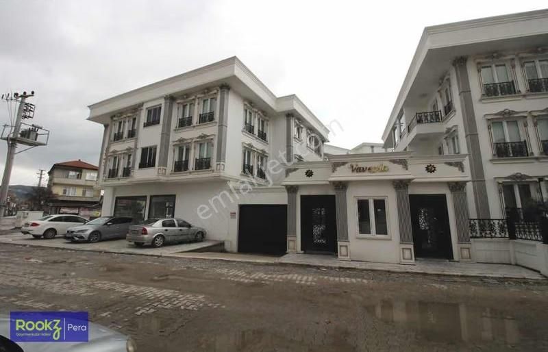 Agora Avm Yanı Yerden Isıtmalı 3+1 Kiralık Daire