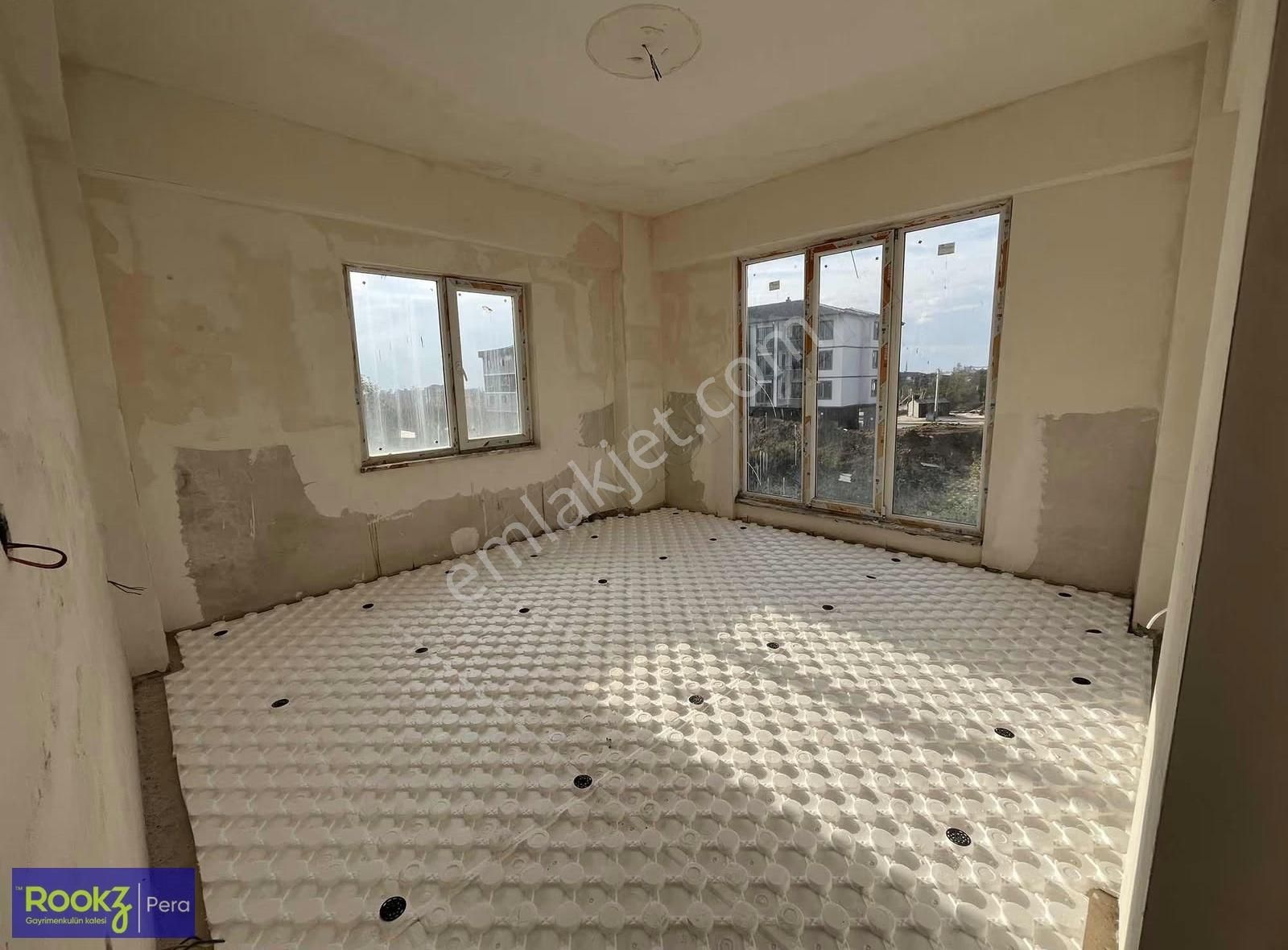 Hendek Yeni Mahalle Satılık 3+1 Geniş Daireler - Görsel 2