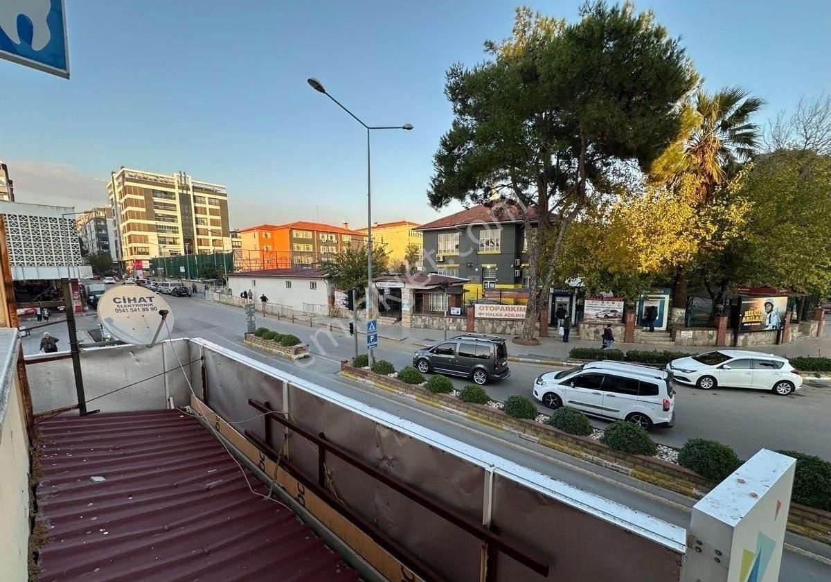 Nazilli'nin Kalbinde Hürriyet Caddesi'nde Satılık 2 Adet Ofis - Görsel 6