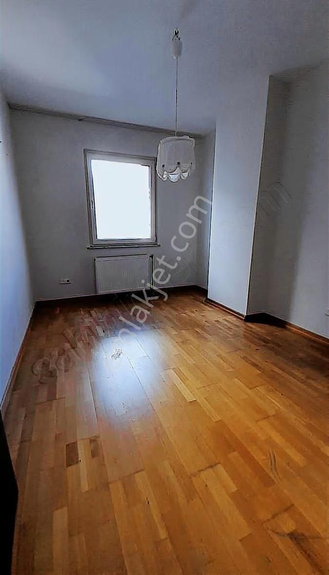 Ataşehir Yenişehir Mh. En Prestijli Binasında 3+1 Net 140 M2 - Görsel 3