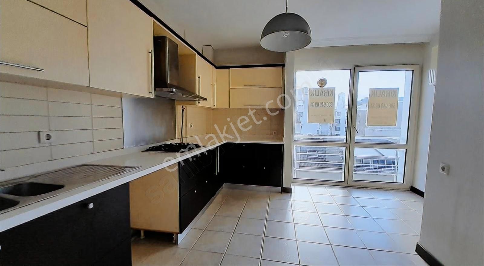 Ataşehir Yenişehir Mh. En Prestijli Binasında 3+1 Net 140 M2 - Görsel 27