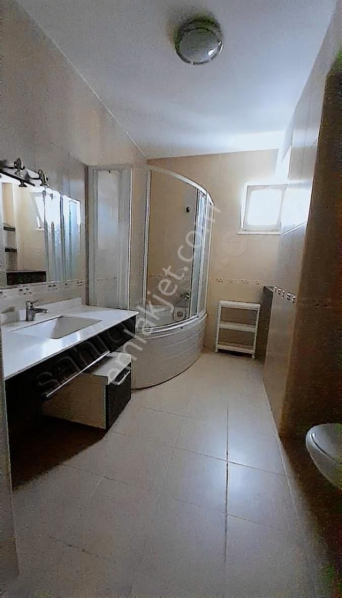 Ataşehir Yenişehir Mh. En Prestijli Binasında 3+1 Net 140 M2 - Görsel 15