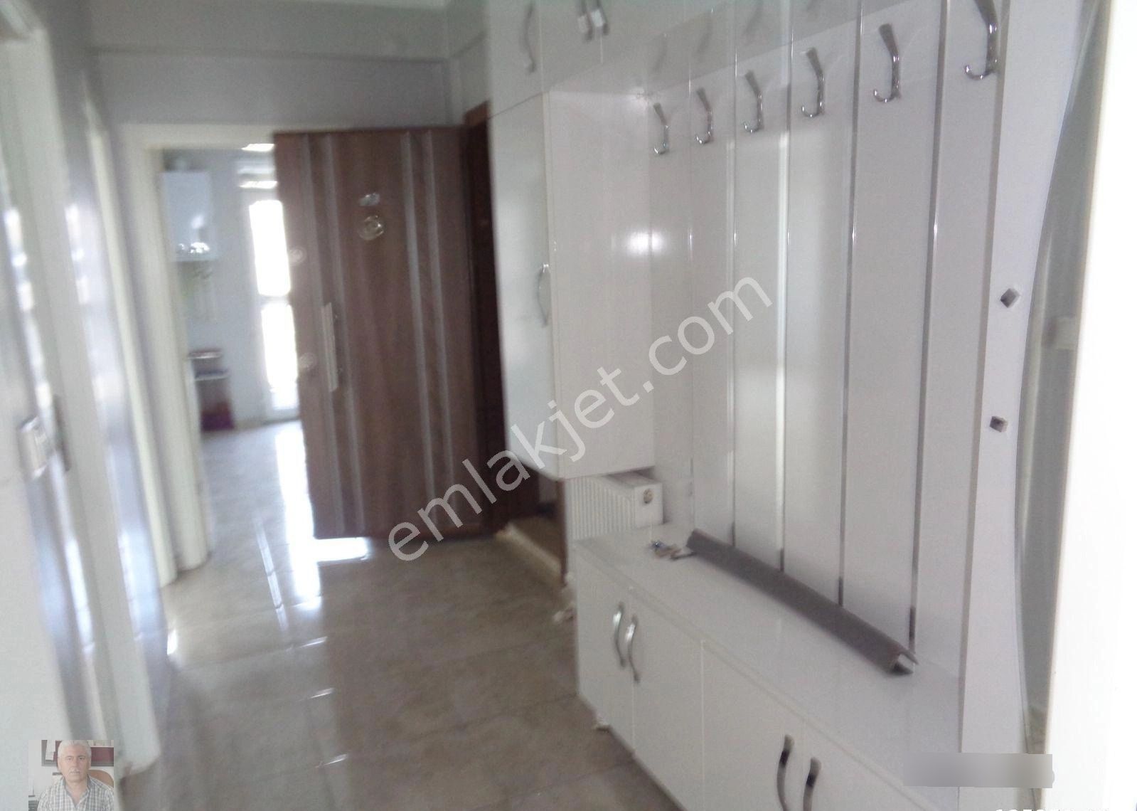 71 Evler Mah. Zümrüt Cami Yakını Arakat Daire - Görsel 5