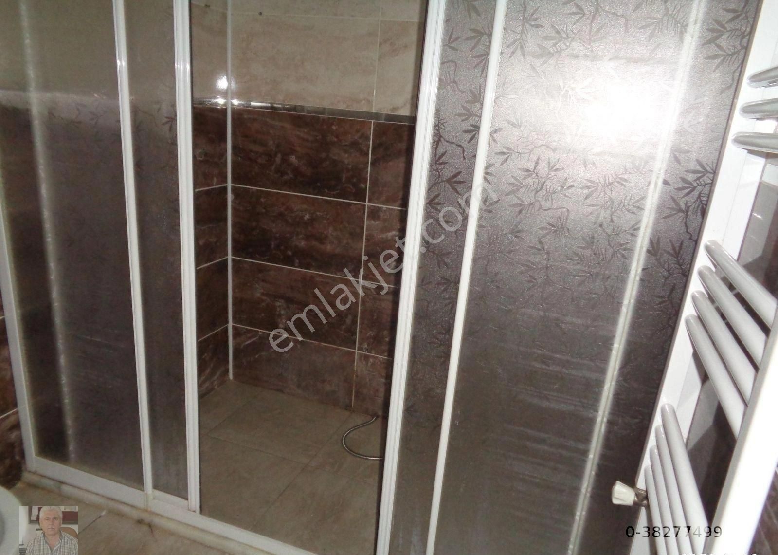 71 Evler Mah. Zümrüt Cami Yakını Arakat Daire - Görsel 11