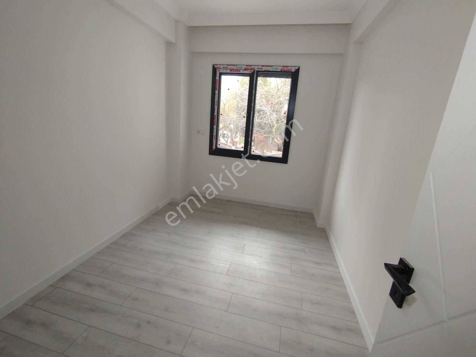 Sıfır, Arakat, Asansörlü, Yerden Isıtmalı 1+1 Daire - Görsel 2