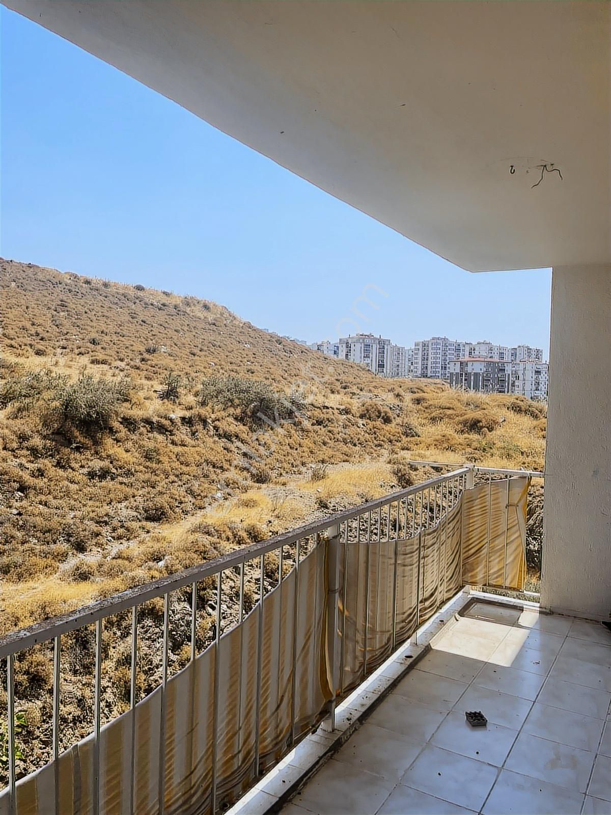 Çiğli Harmandalında Site İçinde Satılık 3+1 Geniş Daire - Görsel 13