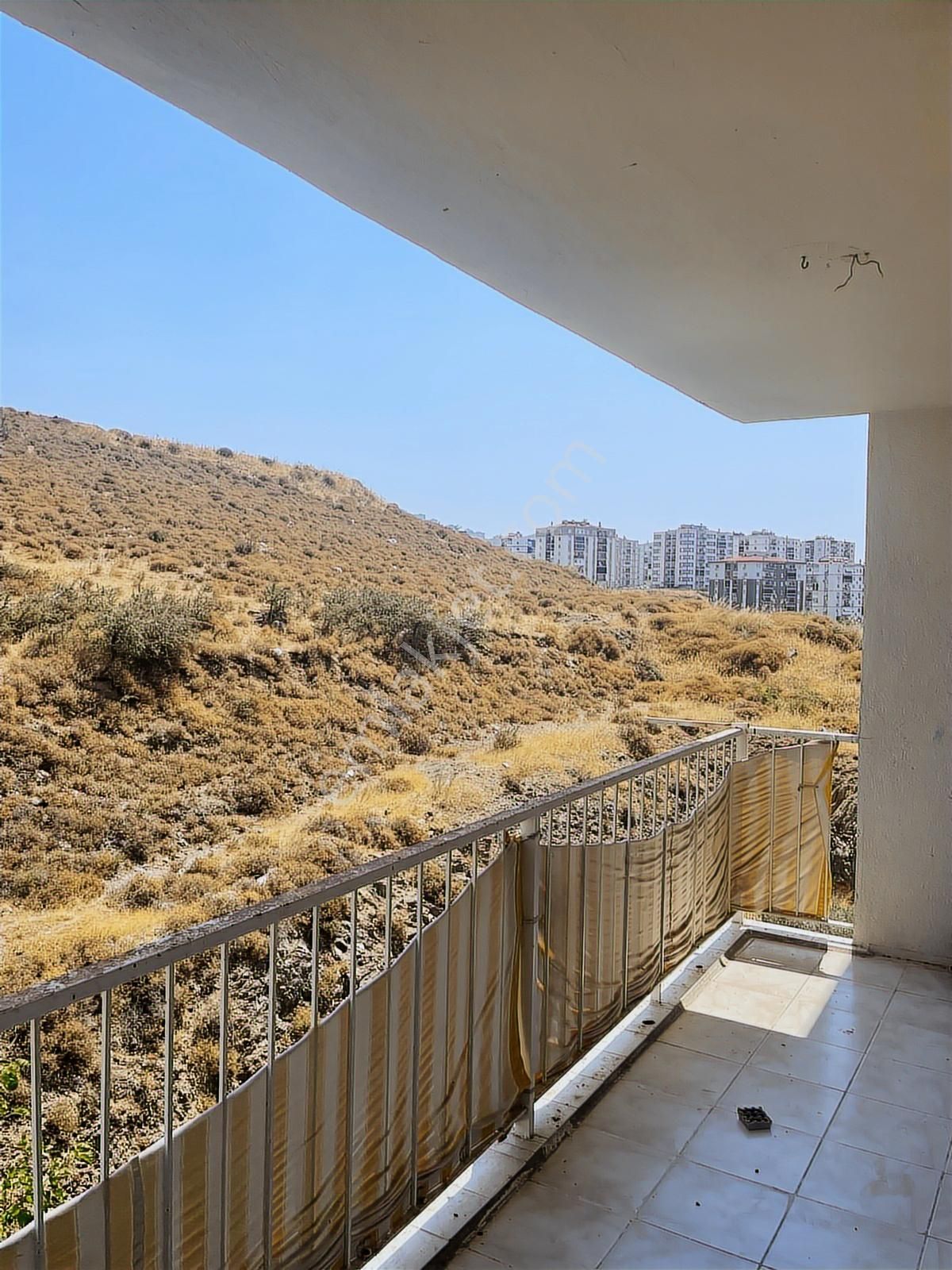 Çiğli Harmandalında Site İçinde Satılık 3+1 Geniş Daire - Görsel 21