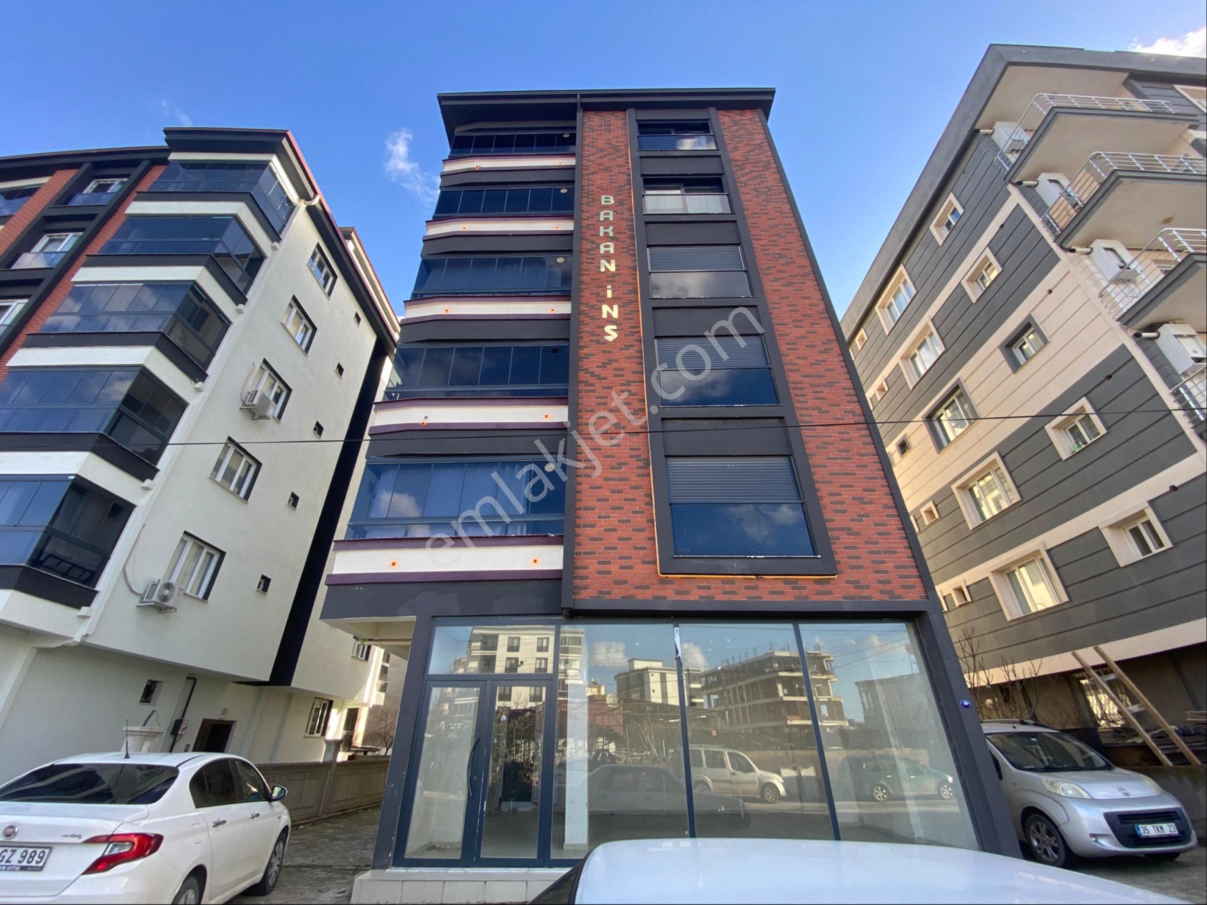 Torbalı Yedieylül Mah Kiralık 2+1 Ara Kat Lüks Daire - Görsel 8