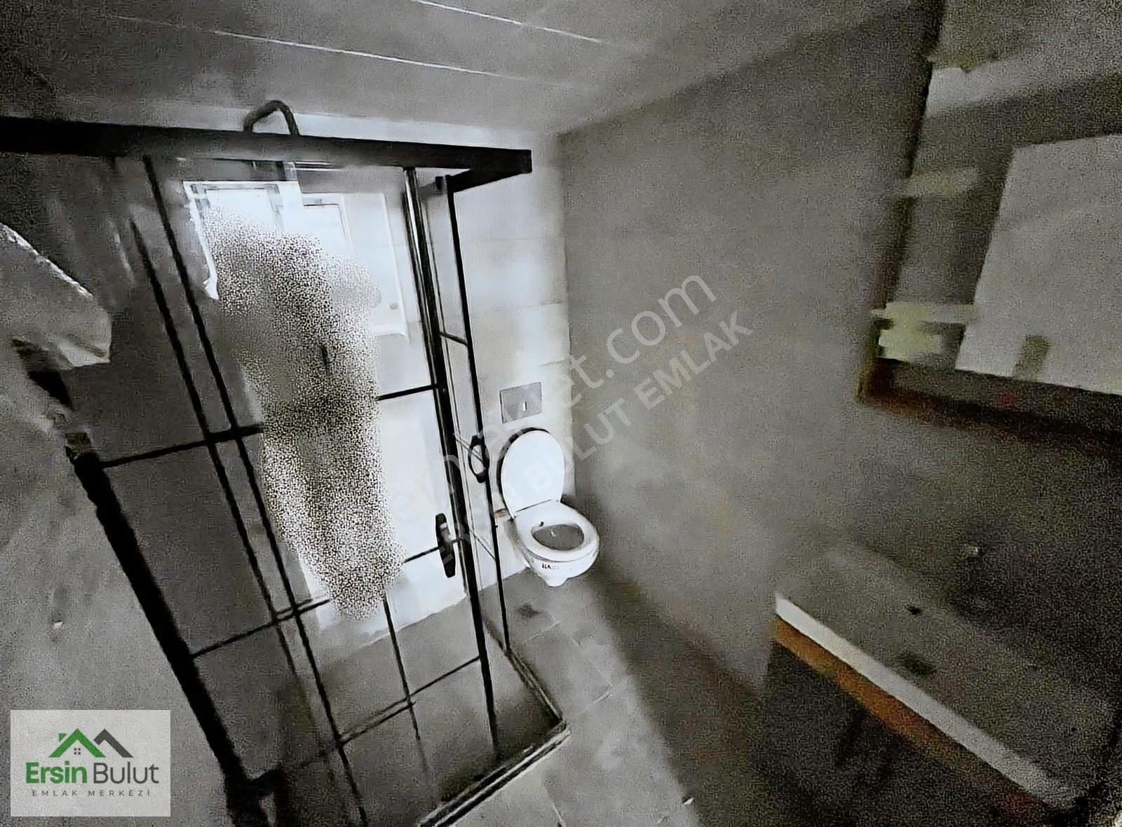 Ersin Bulut'tan Bahçe Kullanımlı Yatırımlık 1+1 Satılık Konut - Görsel 35