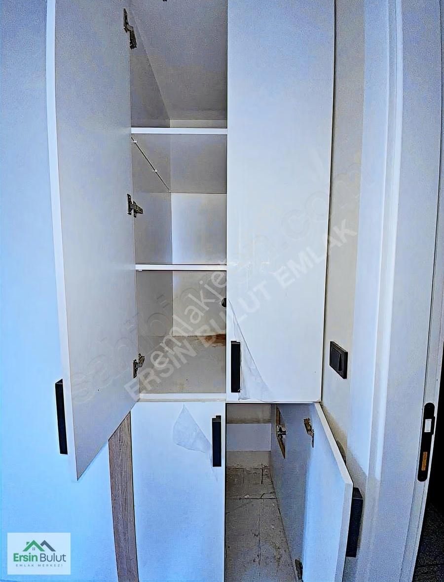 Ersin Bulut'tan Manzaralı Dev Balkonlu 2+1 Daire Satışa Sunuldu - Görsel 14