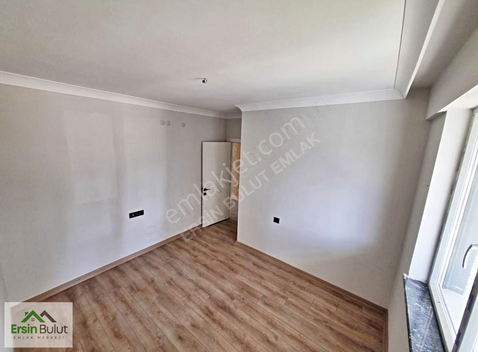 Bulut'tan Köşe Başı Lüx Yapılı G.odalı E.banyolu Acill 3+1 Daire - Görsel 7