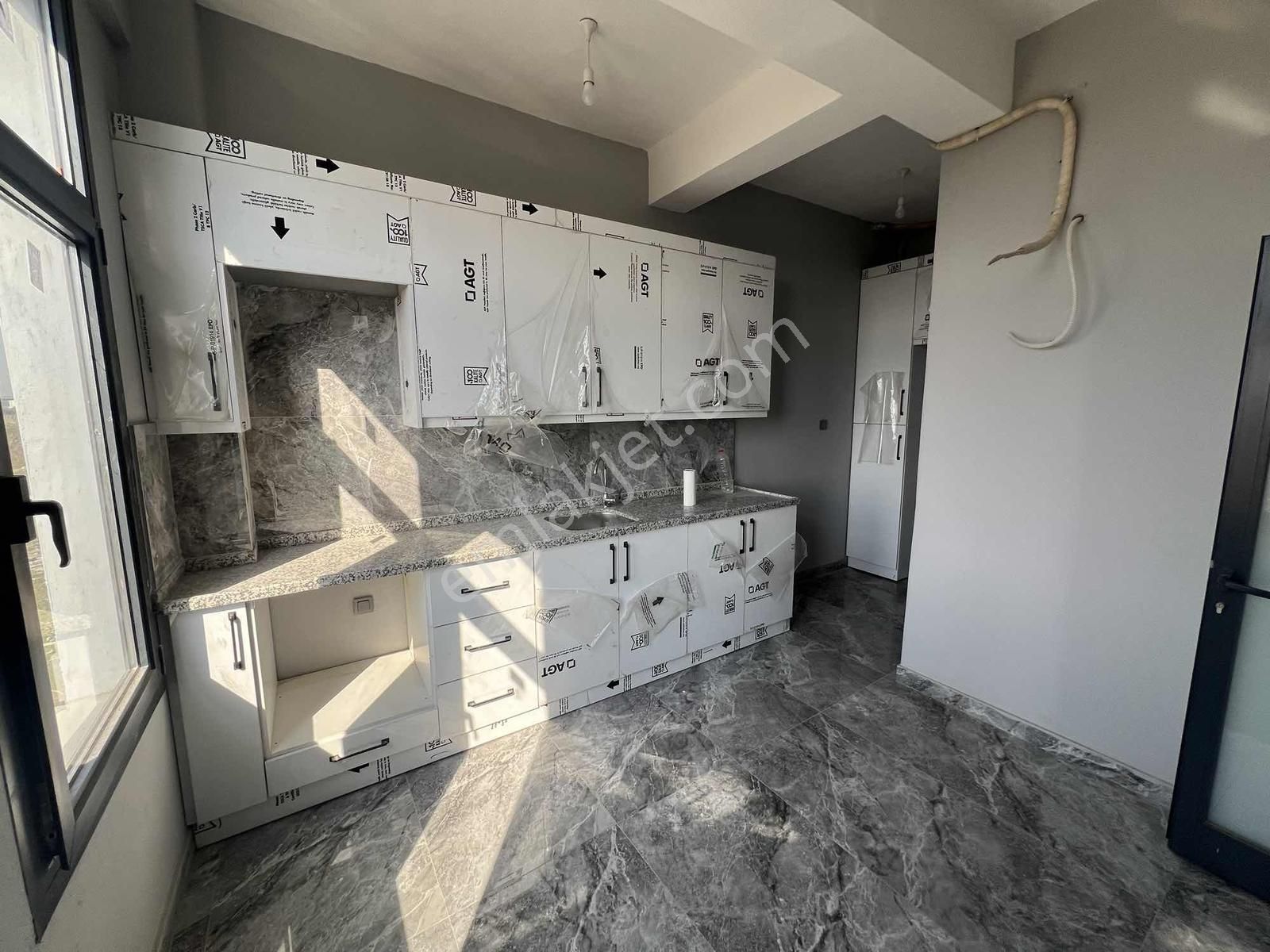 Zorlu'dan Arslandamı Sanayi İçerisinde 6000 M2 Kapalı İdari Ofis - Görsel 3