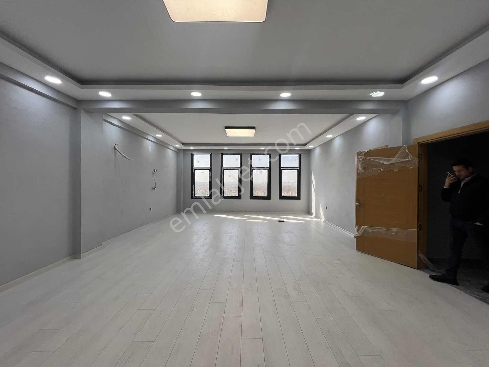 Zorlu'dan Arslandamı Sanayi İçerisinde 6000 M2 Kapalı İdari Ofis - Görsel 19