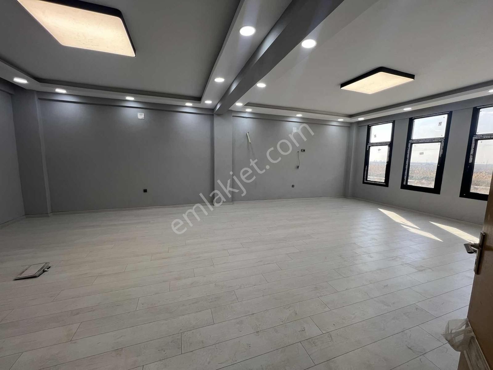 Zorlu'dan Arslandamı Sanayi İçerisinde 6000 M2 Kapalı İdari Ofis - Görsel 24