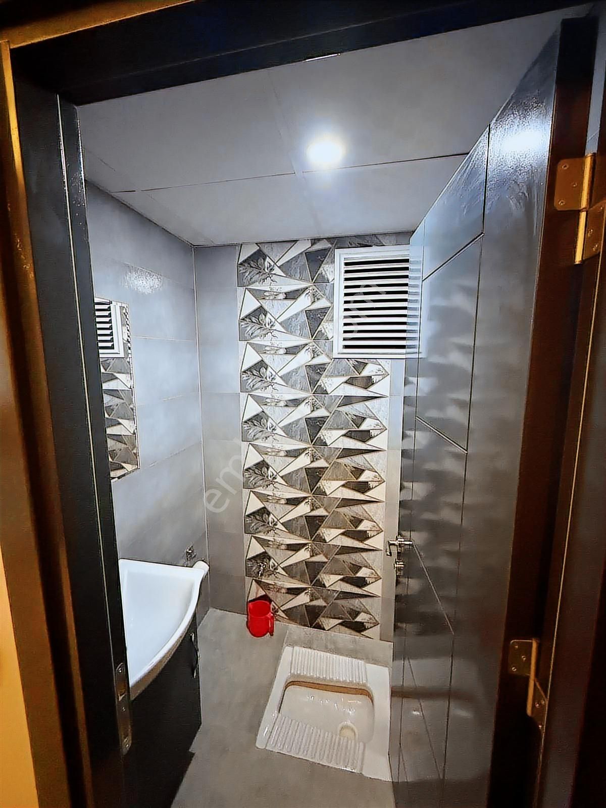 Zorlu'dan Osmangazi Mah. Ana Blv Üzeri İskanlı 3+1 Satılık Daire - Görsel 11