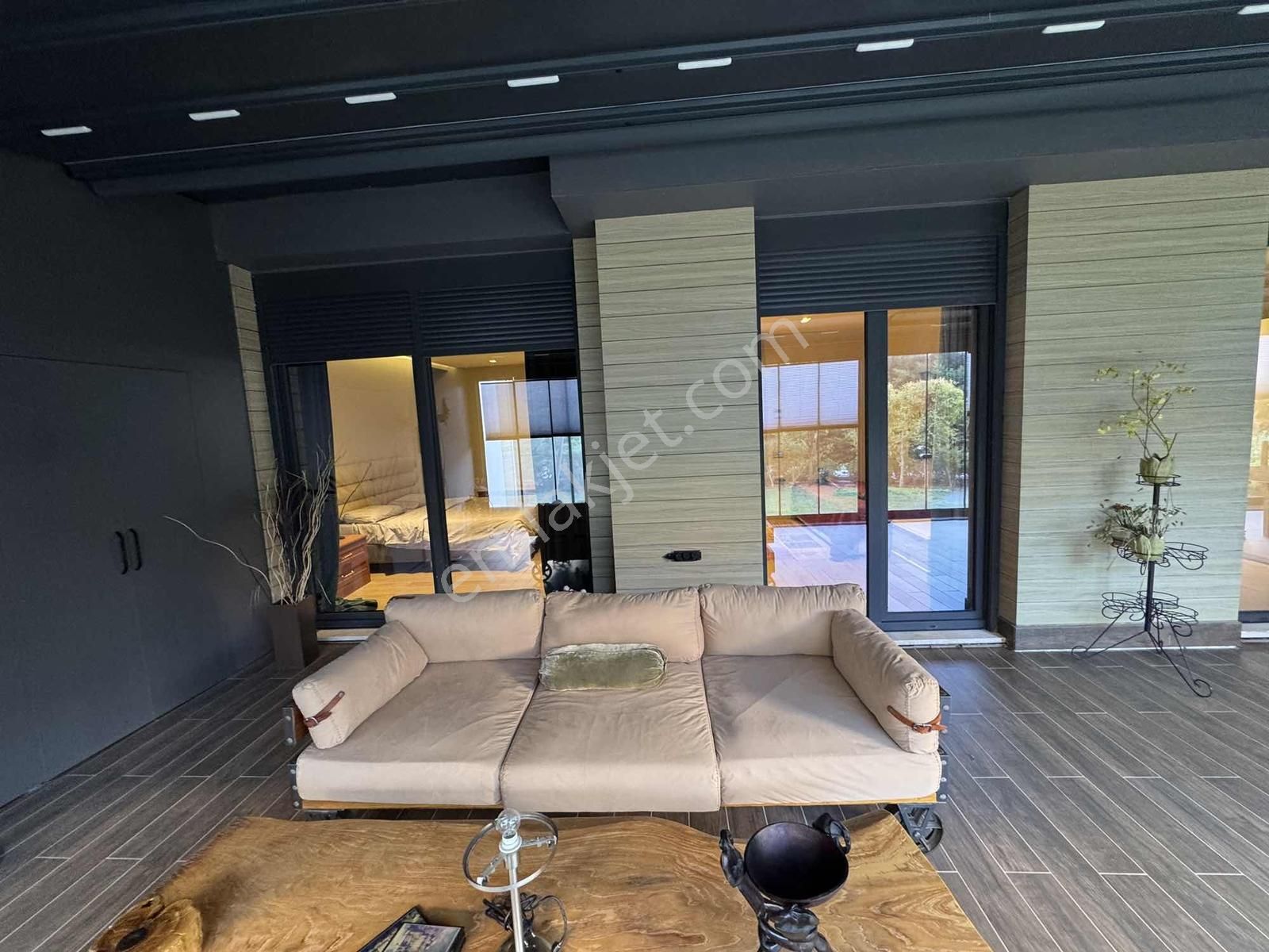 Satılık Daire Denize Sıfır Antalya'nın En Lüks Sitesinde 4+1 - Görsel 17