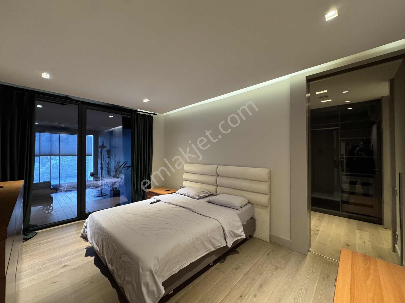 Satılık Daire Denize Sıfır Antalya'nın En Lüks Sitesinde 4+1 - Görsel 11