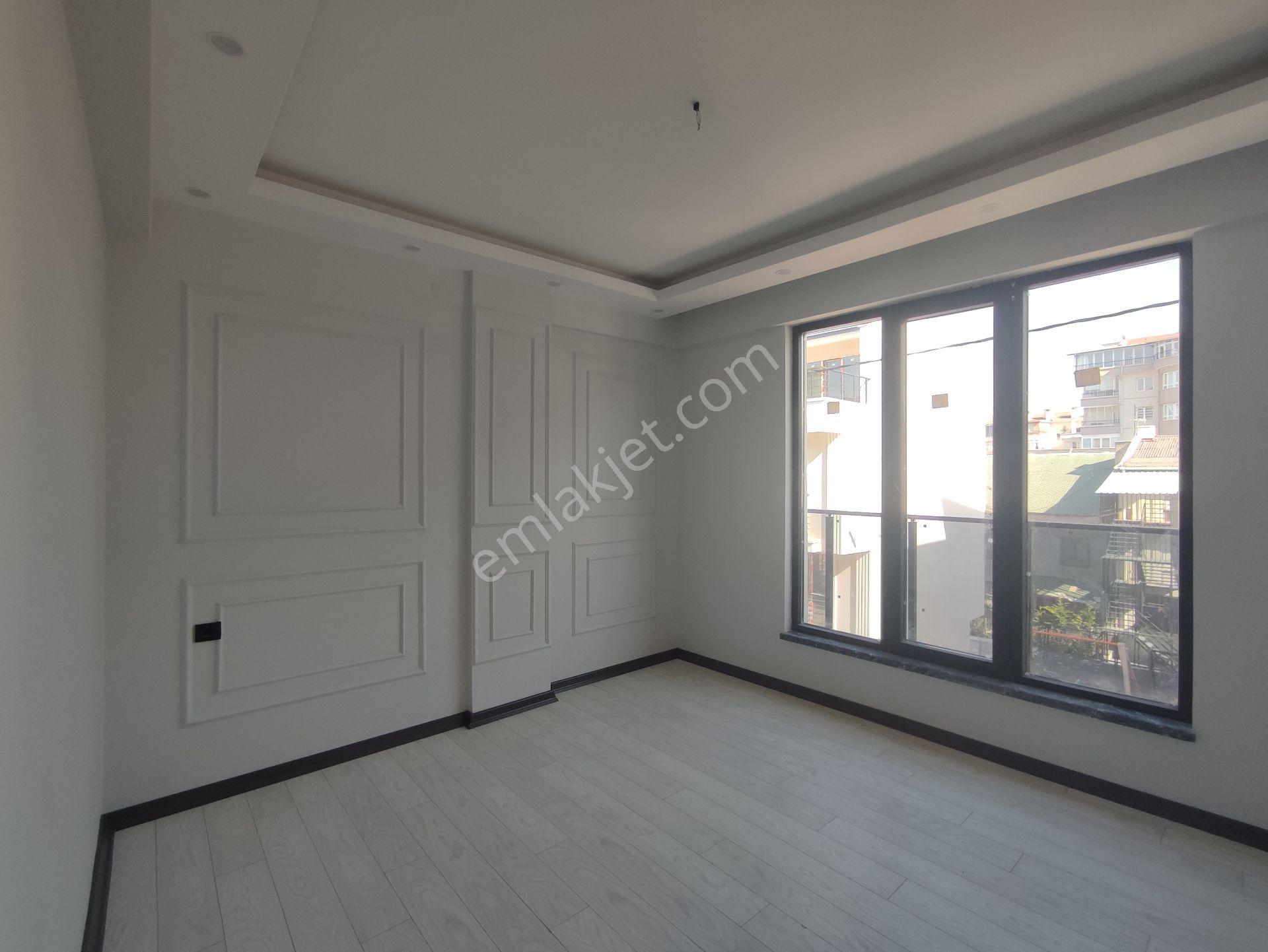 Pursakların En Güzel Yerde!!! Mehmet Zengin'den Bahçeli Villa 3 Kat 5+1 2 Banyonlu Sıfır Ful Yapılı - Görsel 13