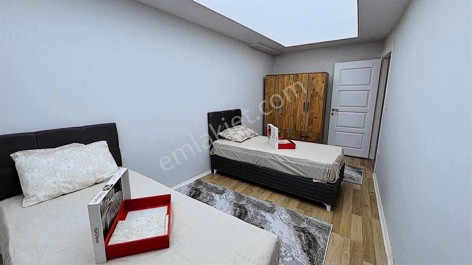 Axis Avmye Yakın Ana Cadde Üzerinde Full Eşyalı 2+1 Daire - Görsel 5