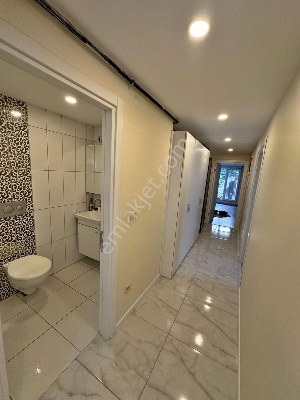 Yatırım'dan Çınar'da Minibüs Cad. Yakın Bahçe Teraslı 4yıllık2+1 - Görsel 12