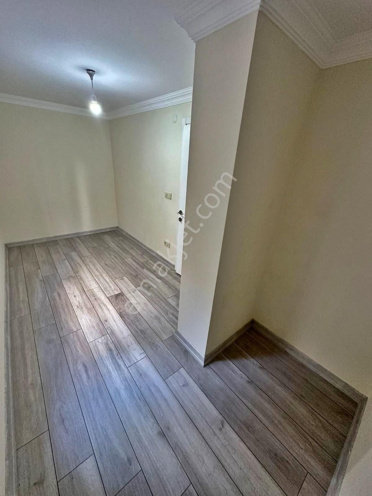 Yatırım'dan Çınar'da Minibüs Cad. Yakın Bahçe Teraslı 4yıllık2+1 - Görsel 26