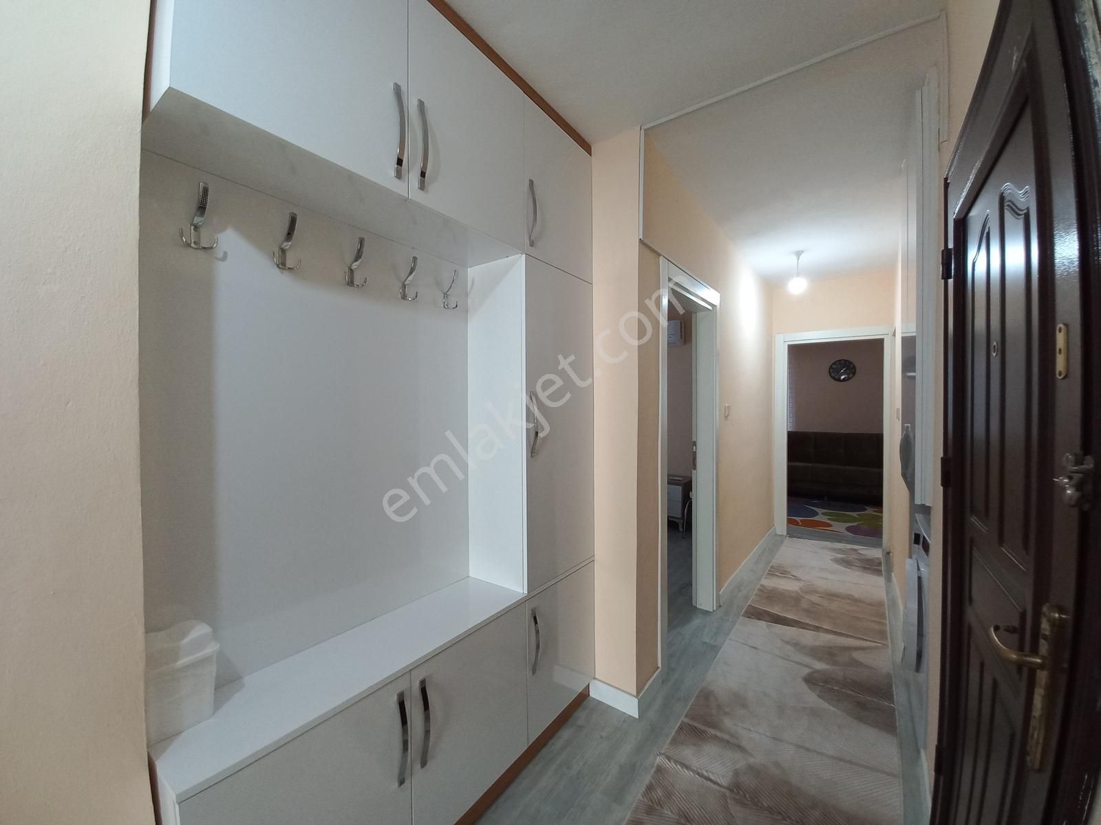 Güzelobada - Merkezi Konumda - Geniş - Eşyalı Kiralık 3+1 Daire! - Görsel 7