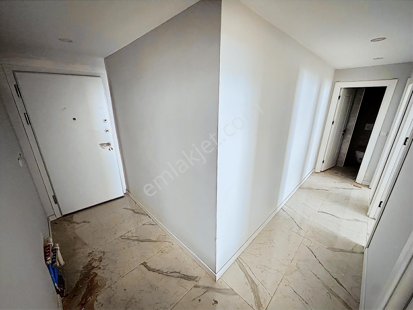 Yatırım'dan Altıntepe'de Balkonlu Sıfır Yapıda Katta Konforlu2+1 - Görsel 25