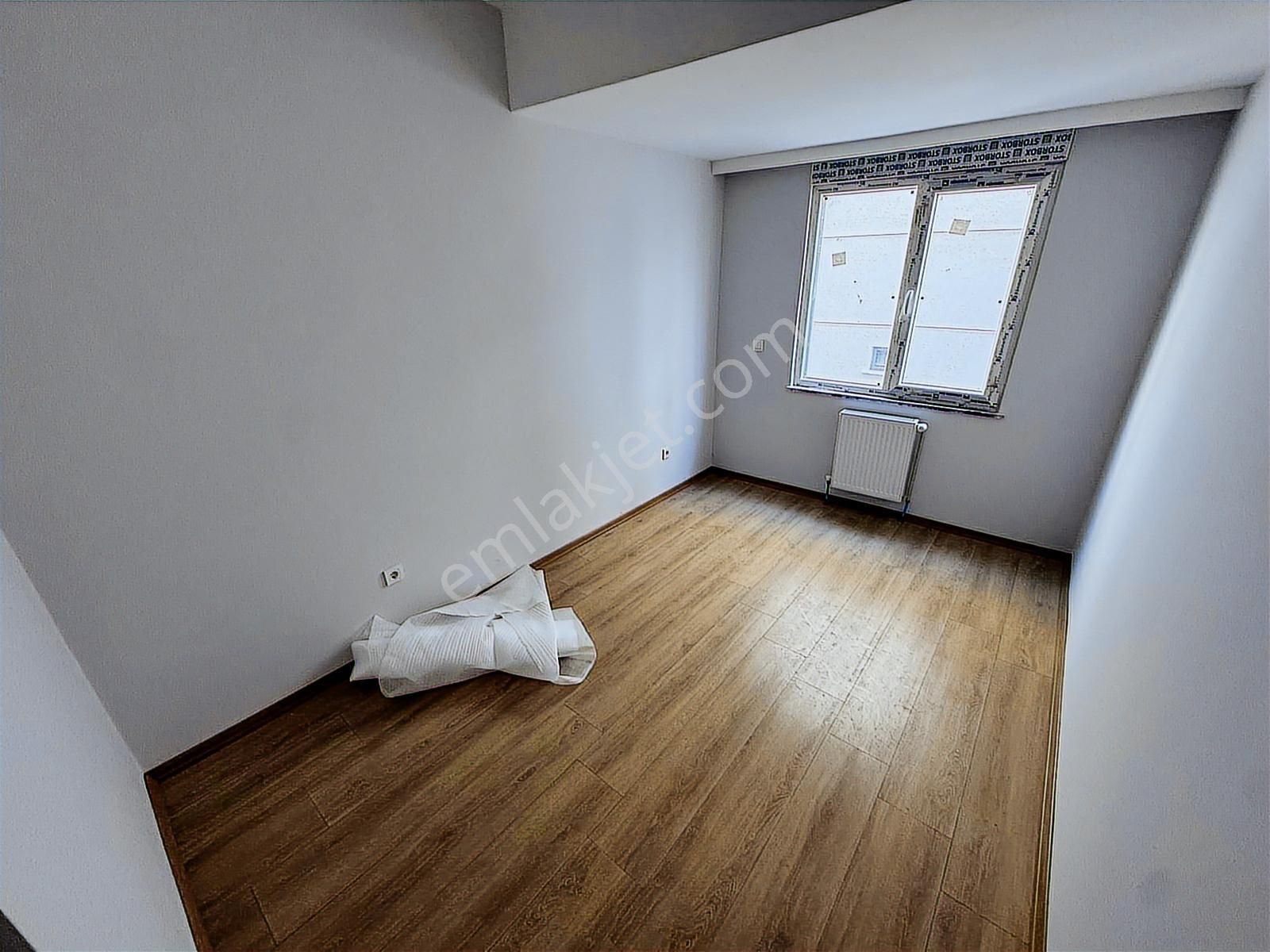 Yatırım'dan Altıntepe'de Balkonlu Sıfır Yapıda Katta Konforlu2+1 - Görsel 29