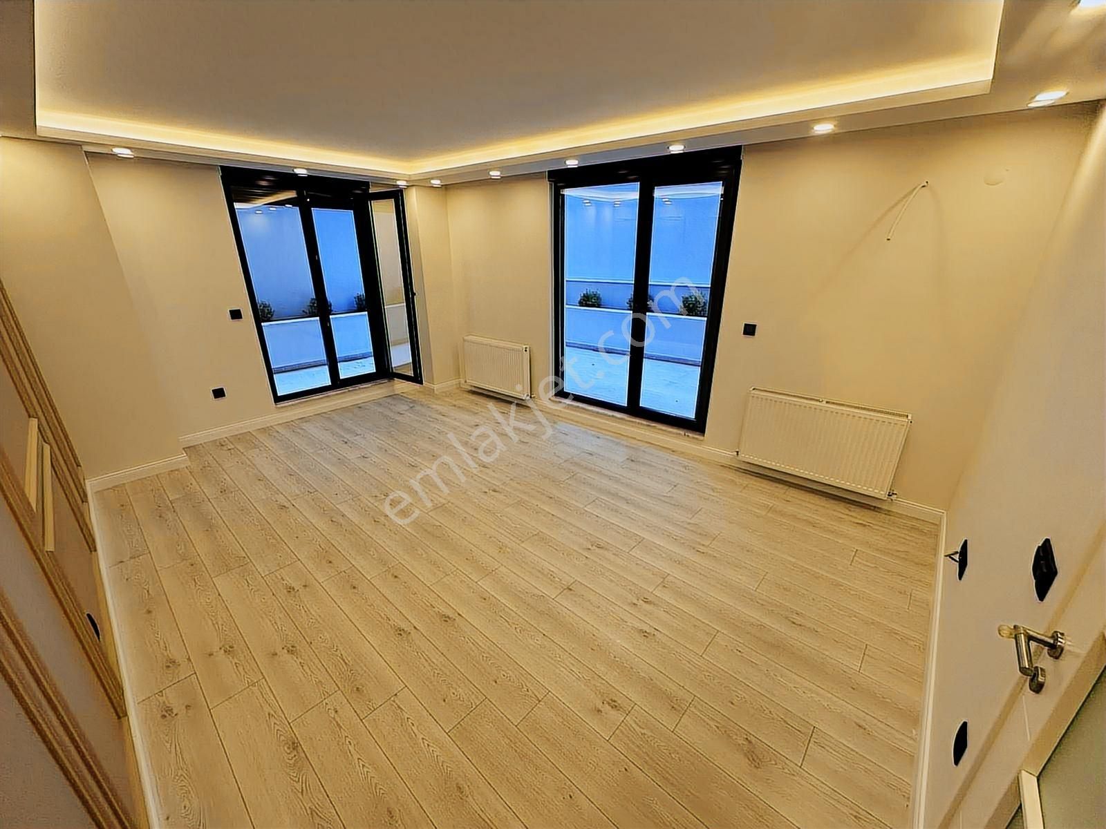 Yatırım'dan İdealtepe Sahilde Teras Kullanımlı 1yıllık 3+1 - Görsel 11