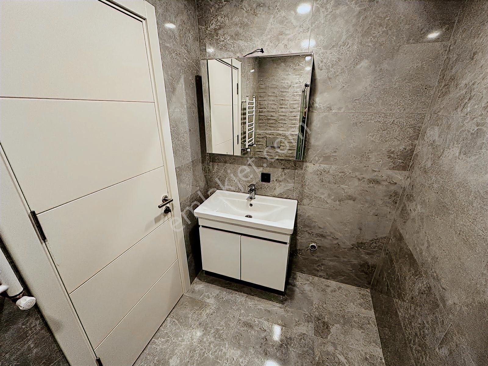 Yatırım'dan İdealtepe Sahilde Teras Kullanımlı 1yıllık 3+1 - Görsel 25