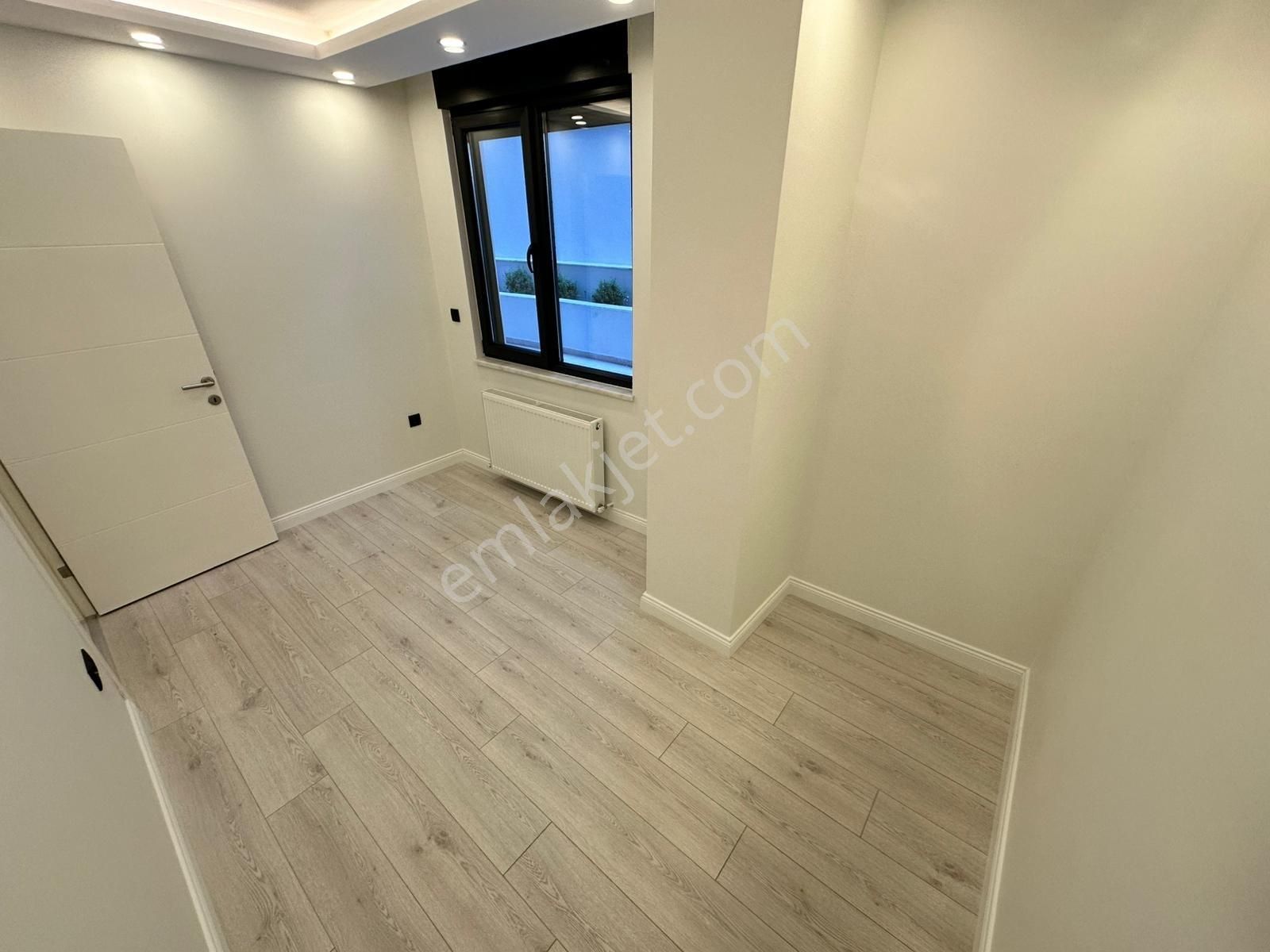 Yatırım'dan İdealtepe Sahilde Teras Kullanımlı 1yıllık 3+1 - Görsel 33