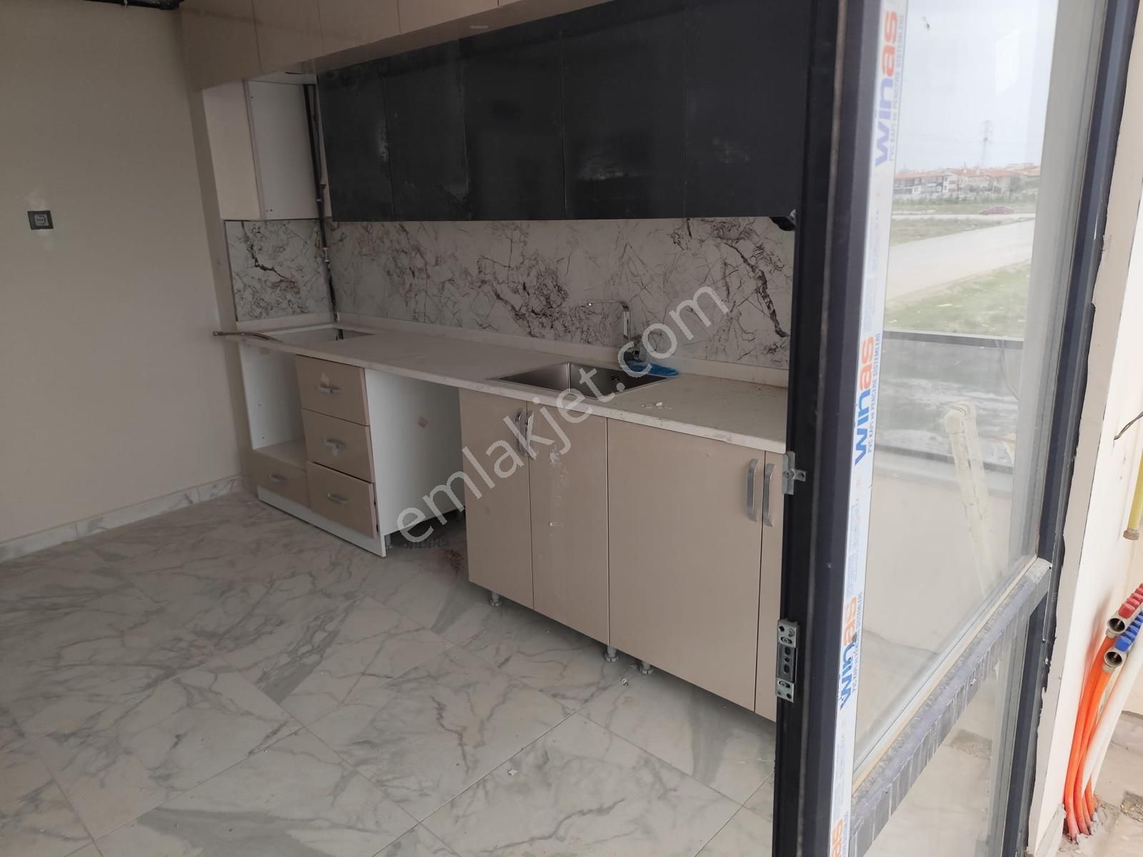 Fırsat Daire !! Meram Alakova'da 2+1 Satılık Sıfır 2.kat Daire - Görsel 8