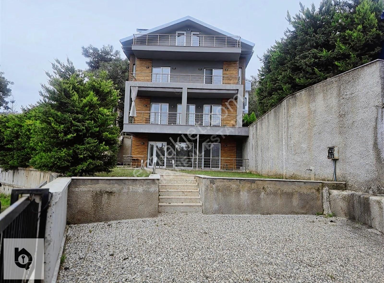 Fethiye'de Kaçırılmayacak 4+1 Havuzlu Müstakil Villa