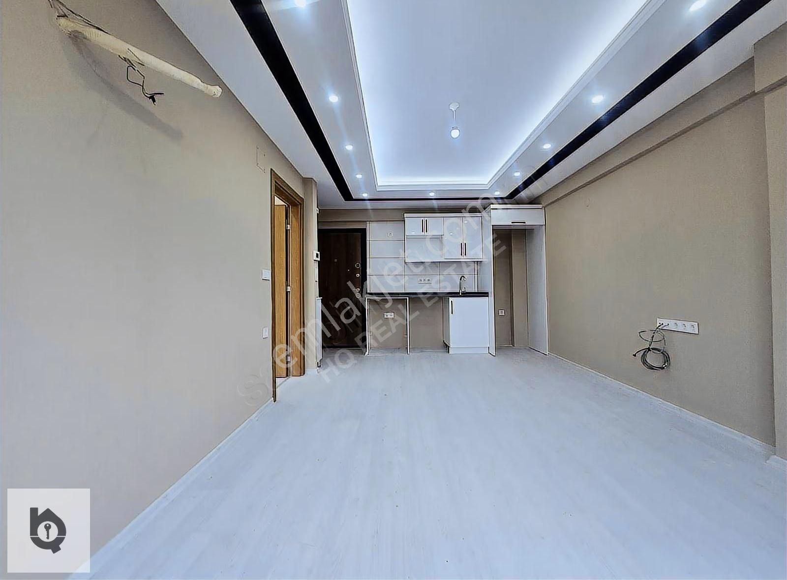 Hq Emlaktan Plaja 2km Mesafe'de Havuzlu Binada Satılık 1+1 Daire - Görsel 3