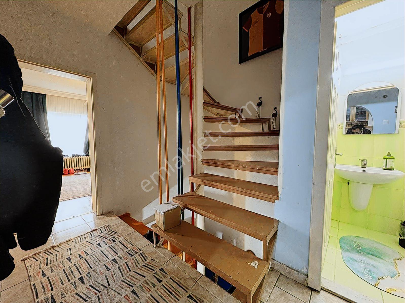 Koç Gayrimenkul'den 5+2 Bulvar Üzeri Köşe Başı Triplex - Görsel 12